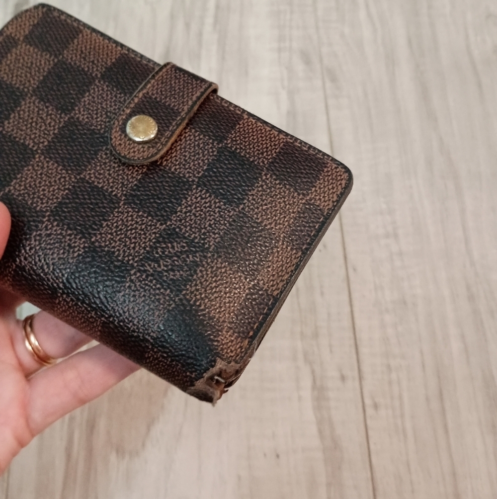 LOUIS VUITTON KISSLOCK DAMIER EBENE CANVAS CANVAS LEATHER BIFOLD WALLET - Picture 4 of 15